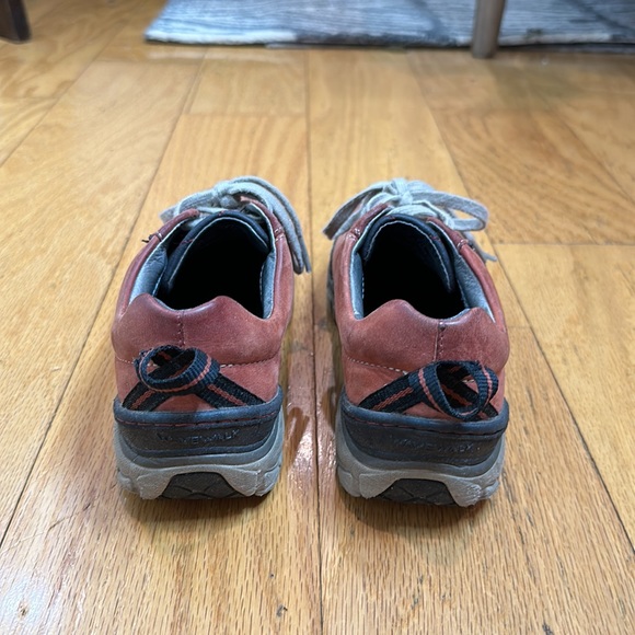 Clark’s Wave Walk Shoe in Teracotta Size 5.5M - Picture 6 of 6